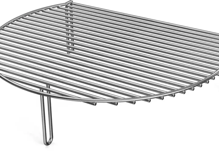 Metalowy ruszt do pieca, idealny do grillowania. Prosty sposób, jak zrobić ruszt do pieca, by cieszyć się smacznym jedzeniem.