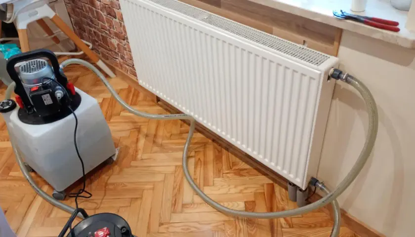 Czym zalać grzejnik elektryczny, aby uniknąć kosztownych błędów?